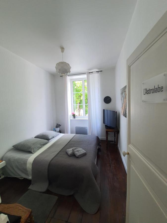 Maison Laurenza 2 Chambres D'Hotes Saint-Jean-de-Liversay Kültér fotó